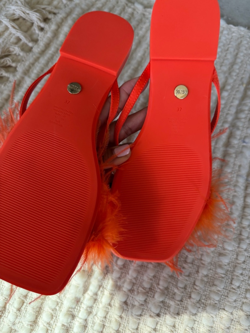 ZARA Bright Orange Feather Strap Slide Sandals - Picture 5 of 5